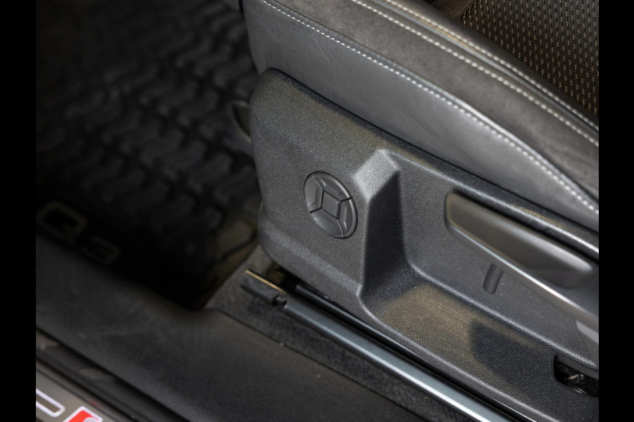 Audi Q3 35 TFSI 2x S-Line Edition / 150pk / Dodehoek herkenning /