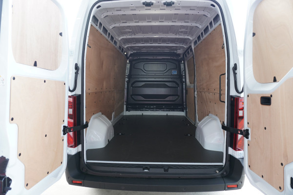 Renault Master T35 2.0 dCi 150PK L3H2 nr. V004 | Airco | Cruise | Betimmering laadruimte