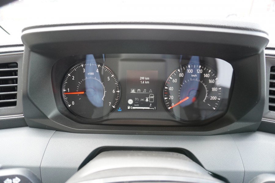 Renault Master T35 2.0 dCi 150PK L3H2 nr. V004 | Airco | Cruise | Betimmering laadruimte