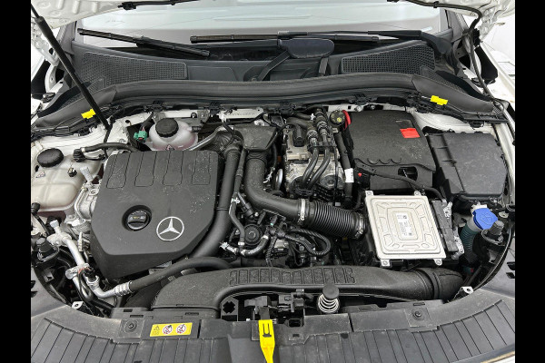 Mercedes-Benz GLA 250 e Plug-In AMG Line WIDE-SCREEN | SFEER | ELEKTR. ACHTERKLEP | CAMERA