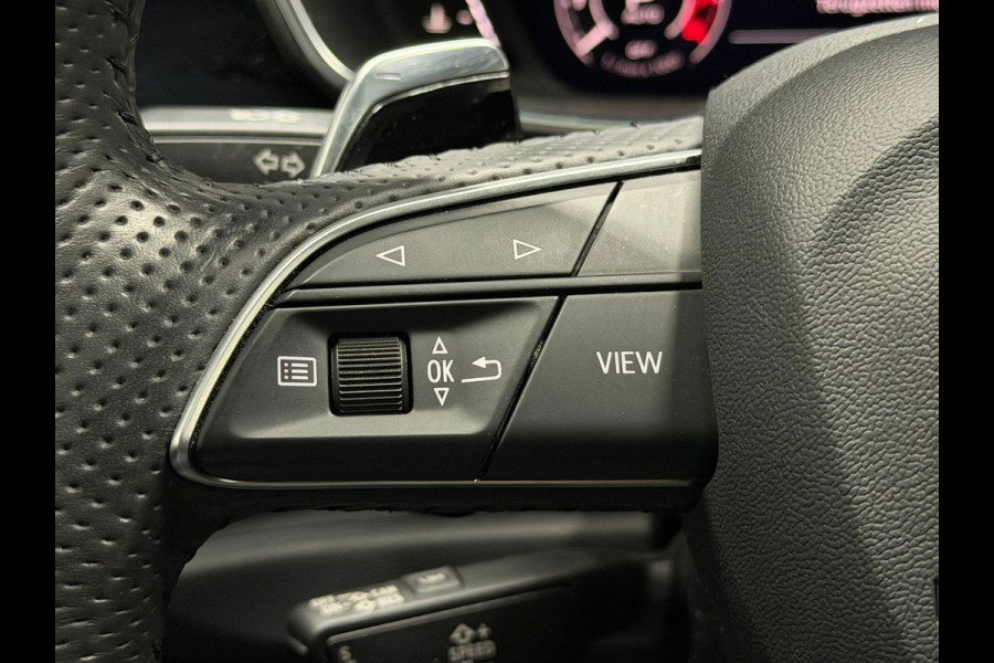 Audi RSQ3 2.5 TFSI Pano RS Zetels 360 Keyless