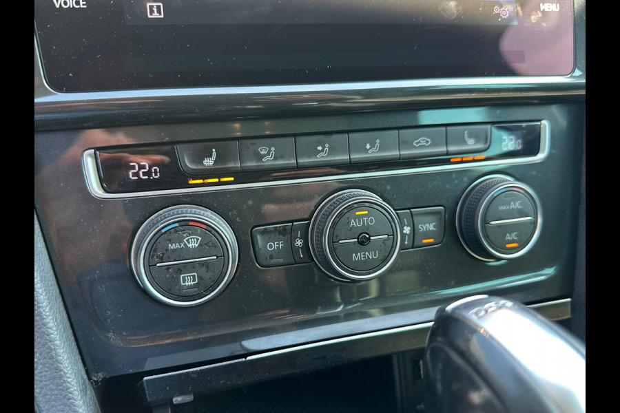Volkswagen Golf 1.0 TSI Comfortline|TREKHAAK|ACC|LED|PDC|STOELMASSAGE|
