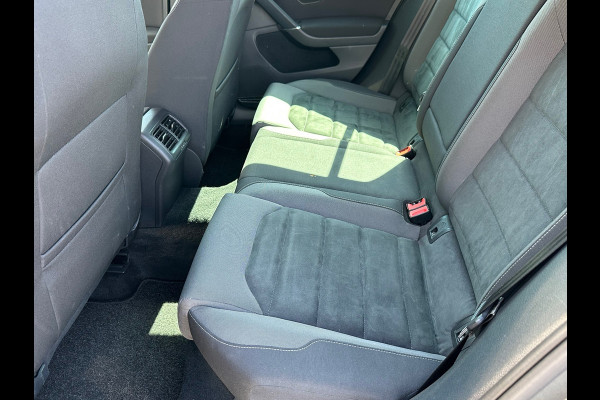 Volkswagen Golf 1.0 TSI Comfortline|TREKHAAK|ACC|LED|PDC|STOELMASSAGE|