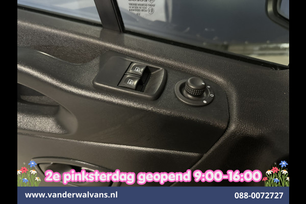 Renault Trafic 2.0 dCi 120pk L2H1 Inrichting Euro6 *Rijklaar Direct rijden* Airco | Camera | Navigatie | LED | Cruisecontrol Trekhaak, Parkeersensoren, Dakdragers, Bijrijdersbank