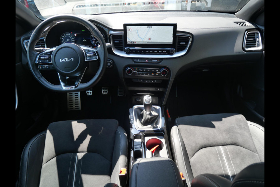 Kia ProCeed 1.5 T-GDi GT-Line | Cruise | Clima | Trekhaak | Stoel-stuurverwarming | Navi |