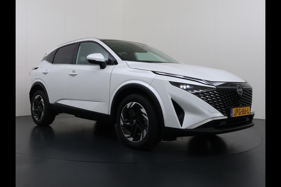Nissan QASHQAI 1.3 MHEV Xtronic N-Connecta ONDERHOUD GEHAD BIJ DE DEALER | DIRECT LEVERBAAR | FABRIEKSGARANTIE | PANORAMADAK | VOORRUITVERWARMING | STOEL- & STUURVERWARMING | 360° CAMERA | DODEHOEKDETECTIE | HEAD-UP DISPLAY | ELEKTRISCHE ACHTERKLEP
