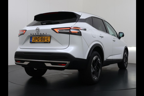 Nissan QASHQAI 1.3 MHEV Xtronic N-Connecta ONDERHOUD GEHAD BIJ DE DEALER | DIRECT LEVERBAAR | FABRIEKSGARANTIE | PANORAMADAK | VOORRUITVERWARMING | STOEL- & STUURVERWARMING | 360° CAMERA | DODEHOEKDETECTIE | HEAD-UP DISPLAY | ELEKTRISCHE ACHTERKLEP