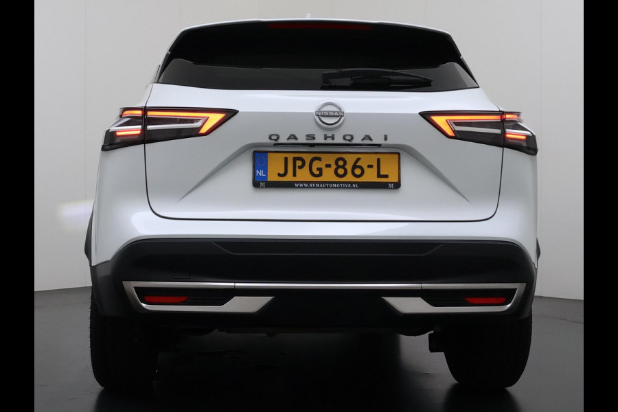 Nissan QASHQAI 1.3 MHEV Xtronic N-Connecta ONDERHOUD GEHAD BIJ DE DEALER | DIRECT LEVERBAAR | FABRIEKSGARANTIE | PANORAMADAK | VOORRUITVERWARMING | STOEL- & STUURVERWARMING | 360° CAMERA | DODEHOEKDETECTIE | HEAD-UP DISPLAY | ELEKTRISCHE ACHTERKLEP