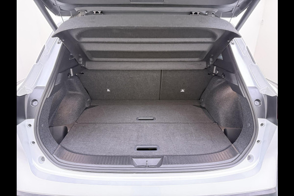 Nissan QASHQAI 1.3 MHEV Xtronic N-Connecta ONDERHOUD GEHAD BIJ DE DEALER | DIRECT LEVERBAAR | FABRIEKSGARANTIE | PANORAMADAK | VOORRUITVERWARMING | STOEL- & STUURVERWARMING | 360° CAMERA | DODEHOEKDETECTIE | HEAD-UP DISPLAY | ELEKTRISCHE ACHTERKLEP