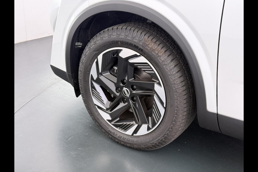 Nissan QASHQAI 1.3 MHEV Xtronic N-Connecta ONDERHOUD GEHAD BIJ DE DEALER | DIRECT LEVERBAAR | FABRIEKSGARANTIE | PANORAMADAK | VOORRUITVERWARMING | STOEL- & STUURVERWARMING | 360° CAMERA | DODEHOEKDETECTIE | HEAD-UP DISPLAY | ELEKTRISCHE ACHTERKLEP