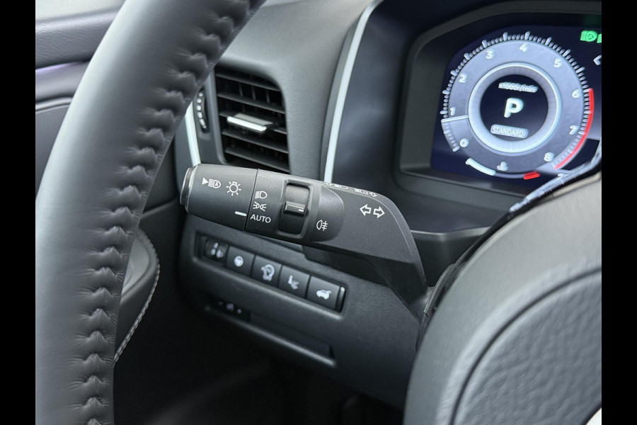 Nissan QASHQAI 1.3 MHEV Xtronic N-Connecta ONDERHOUD GEHAD BIJ DE DEALER | DIRECT LEVERBAAR | FABRIEKSGARANTIE | PANORAMADAK | VOORRUITVERWARMING | STOEL- & STUURVERWARMING | 360° CAMERA | DODEHOEKDETECTIE | HEAD-UP DISPLAY | ELEKTRISCHE ACHTERKLEP