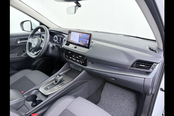 Nissan QASHQAI 1.3 MHEV Xtronic N-Connecta ONDERHOUD GEHAD BIJ DE DEALER | DIRECT LEVERBAAR | FABRIEKSGARANTIE | PANORAMADAK | VOORRUITVERWARMING | STOEL- & STUURVERWARMING | 360° CAMERA | DODEHOEKDETECTIE | HEAD-UP DISPLAY | ELEKTRISCHE ACHTERKLEP