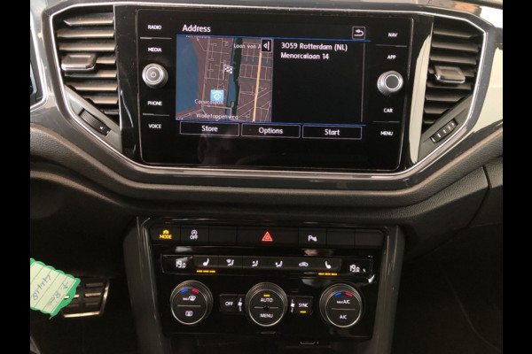 Volkswagen T-Roc 1.5 TSI Sport Business R - Automaat - Virt.Cockpit - Winterpakket - Org.NL