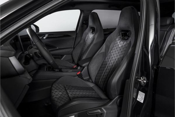 Volkswagen Tayron 1.5 eHybrid R-Line Edition | Black Style | 15 inch Navi | Elek. Trekhaak | IQ Light | HUD | S/K-Panodak | Dig. Cockpit | Adapt. Cruise | Stoel-+Stuurverw. | 360 Camera | NAV + App. Connect | ECC | Elek. Klep | LM 20" | 9294