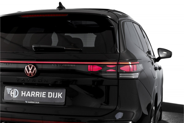 Volkswagen Tayron 1.5 eHybrid R-Line Edition | Black Style | 15 inch Navi | Elek. Trekhaak | IQ Light | HUD | S/K-Panodak | Dig. Cockpit | Adapt. Cruise | Stoel-+Stuurverw. | 360 Camera | NAV + App. Connect | ECC | Elek. Klep | LM 20" | 9294