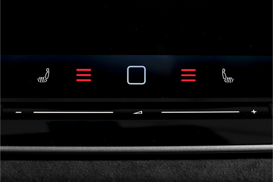Volkswagen Tayron 1.5 eHybrid R-Line Edition | Black Style | 15 inch Navi | Elek. Trekhaak | IQ Light | HUD | S/K-Panodak | Dig. Cockpit | Adapt. Cruise | Stoel-+Stuurverw. | 360 Camera | NAV + App. Connect | ECC | Elek. Klep | LM 20" | 9294