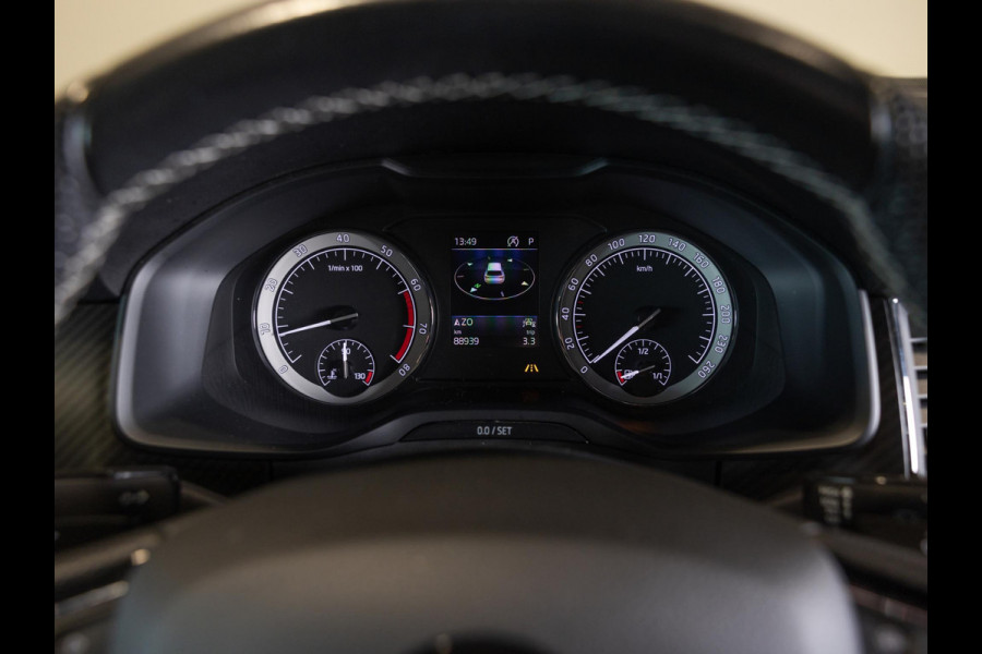 Škoda Kodiaq 2.0 TSI 4x4 Sportline Business / 190pk / Trekhaak / Achteruitrij camera / Stoelverwarming /
