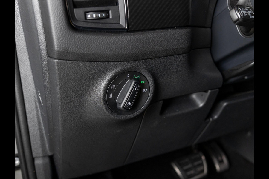Škoda Kodiaq 2.0 TSI 4x4 Sportline Business / 190pk / Trekhaak / Achteruitrij camera / Stoelverwarming /