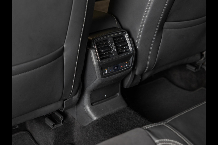 Škoda Kodiaq 2.0 TSI 4x4 Sportline Business / 190pk / Trekhaak / Achteruitrij camera / Stoelverwarming /