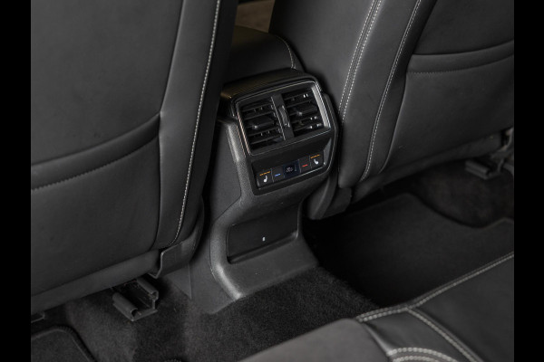 Škoda Kodiaq 2.0 TSI 4x4 Sportline Business / 190pk / Trekhaak / Achteruitrij camera / Stoelverwarming /