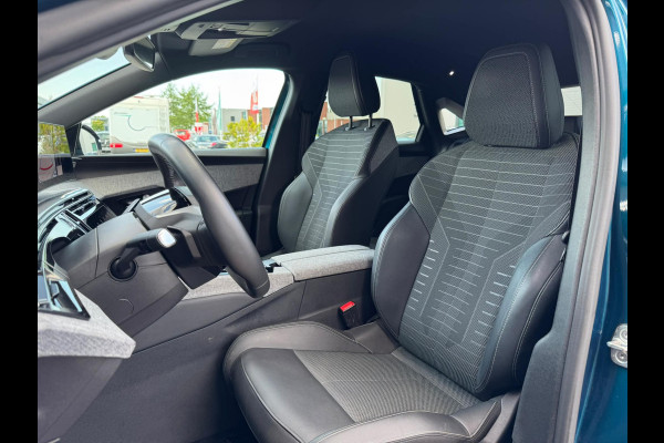 Peugeot E-3008 Allure 73kWh | Adaptive cruise | AppleCarPlay | Warmtepomp