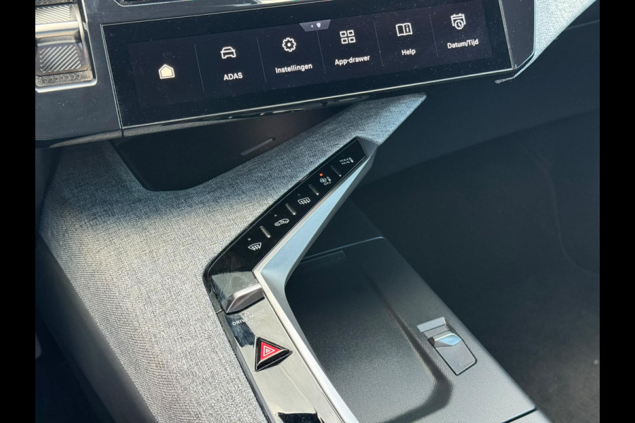 Peugeot E-3008 Allure 73kWh | Adaptive cruise | AppleCarPlay | Warmtepomp