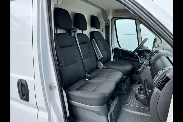 Opel Movano 2.2 HDI 140PK Airco Cruise Control Lane Assist Camera Parkeersensoren Achter Bluetooth