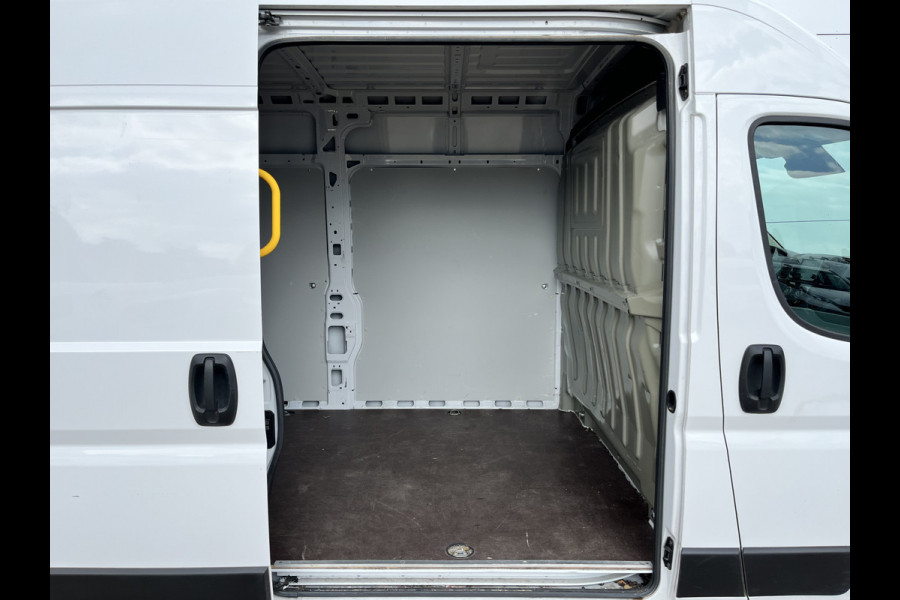 Opel Movano 2.2 HDI 140PK Airco Cruise Control Lane Assist Camera Parkeersensoren Achter Bluetooth