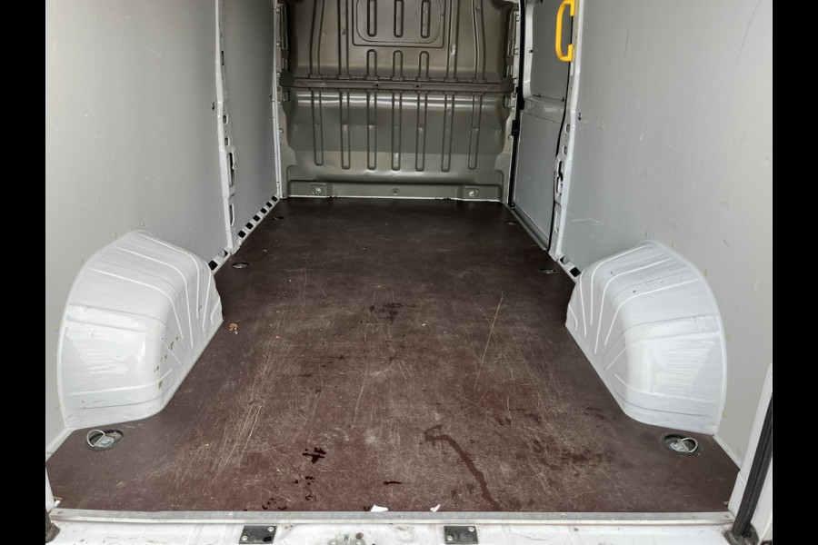 Opel Movano 2.2 HDI 140PK Airco Cruise Control Lane Assist Camera Parkeersensoren Achter Bluetooth