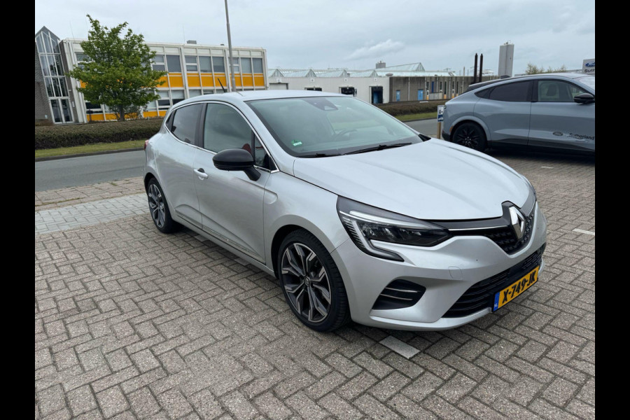 Renault Clio 1.0 TCe Intens 100pk | Navigatie | Pack Style | Trekhaak Afneembaar