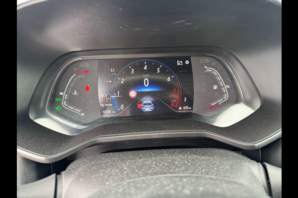 Renault Clio 1.0 TCe Intens 100pk | Navigatie | Pack Style | Trekhaak Afneembaar