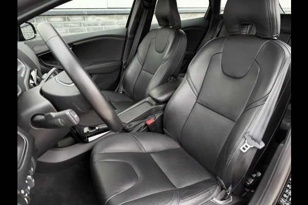 Volvo V40 1.5 T3 Dynamic Edition | Trekhaak | LED | Navi | Climate | Cruise | Stoelverwarming