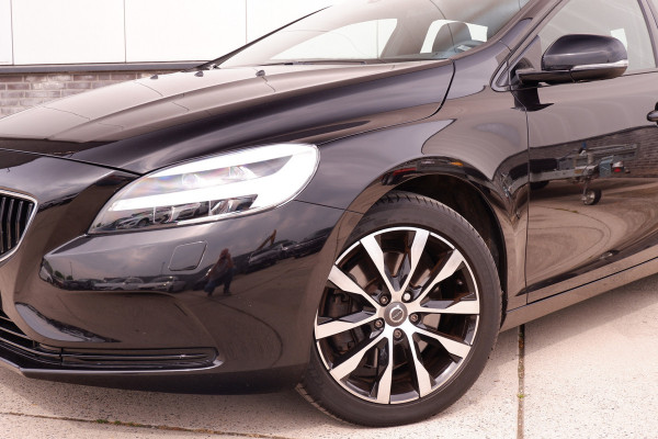 Volvo V40 1.5 T3 Dynamic Edition | Trekhaak | LED | Navi | Climate | Cruise | Stoelverwarming