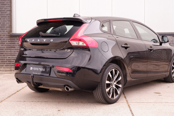 Volvo V40 1.5 T3 Dynamic Edition | Trekhaak | LED | Navi | Climate | Cruise | Stoelverwarming