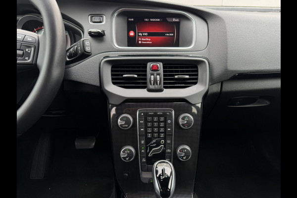Volvo V40 1.5 T3 Dynamic Edition | Trekhaak | LED | Navi | Climate | Cruise | Stoelverwarming