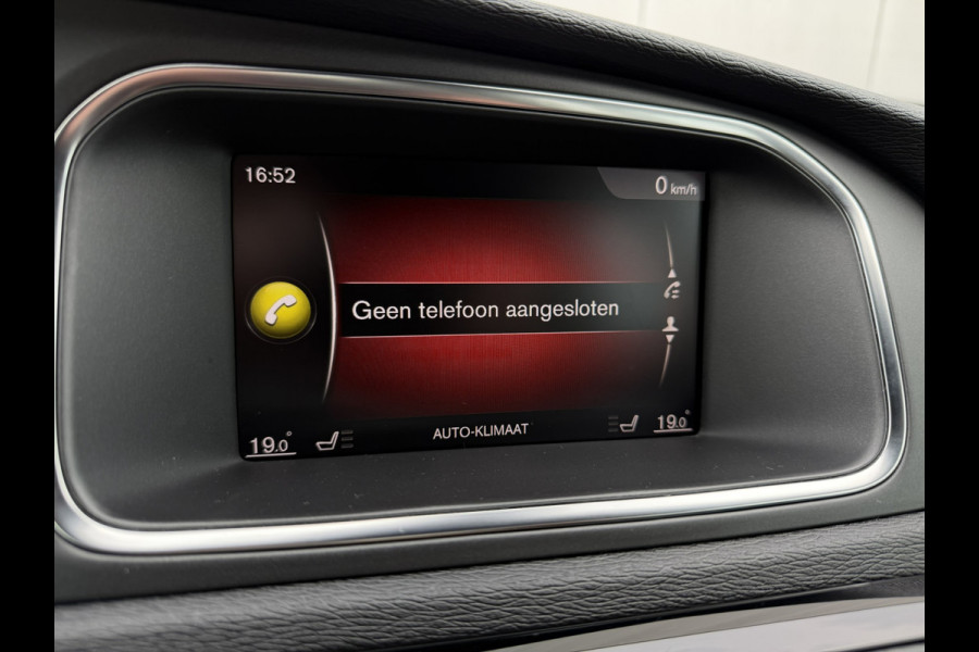 Volvo V40 1.5 T3 Dynamic Edition | Trekhaak | LED | Navi | Climate | Cruise | Stoelverwarming