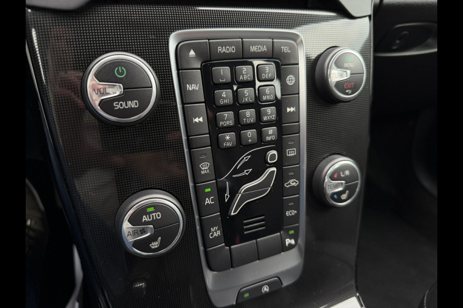 Volvo V40 1.5 T3 Dynamic Edition | Trekhaak | LED | Navi | Climate | Cruise | Stoelverwarming