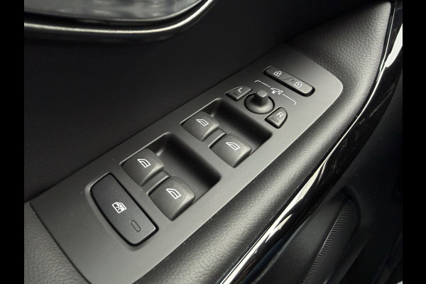 Volvo V40 1.5 T3 Dynamic Edition | Trekhaak | LED | Navi | Climate | Cruise | Stoelverwarming