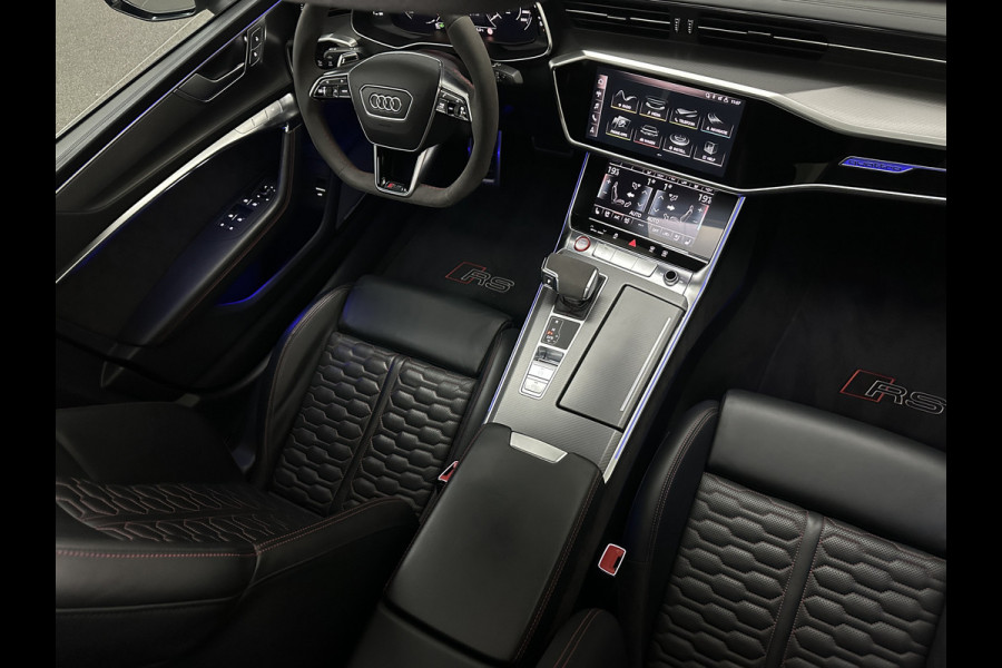 Audi RS7 Dynamic+ 300kmh | Keramisch | 22" ABT (9200,=) | B&O 3D High End | 4-Wielbesturing | Stoelvent. | Carbon Pack | Nachtzicht | Alc 84800,= ex btw | Lease / Maandbedrag 998,= pm. | 360 Camera | Laser-LED | ACC | Valcona | Klasse-5 | Head-up | Soft-Close | Isolatieglas | Dealer OH.