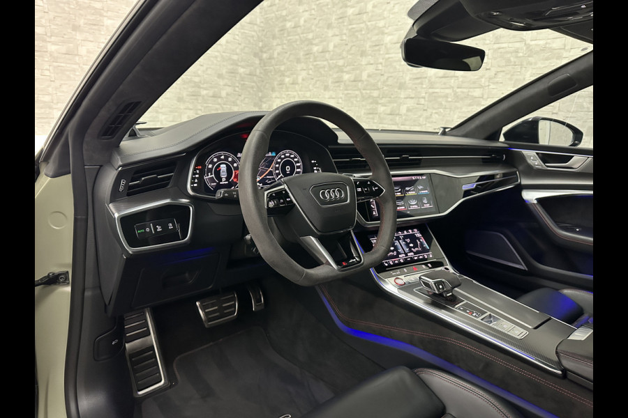 Audi RS7 Dynamic+ 300kmh | Keramisch | 22" ABT (9200,=) | B&O 3D High End | 4-Wielbesturing | Stoelvent. | Carbon Pack | Nachtzicht | Alc 84800,= ex btw | Lease / Maandbedrag 998,= pm. | 360 Camera | Laser-LED | ACC | Valcona | Klasse-5 | Head-up | Soft-Close | Isolatieglas | Dealer OH.