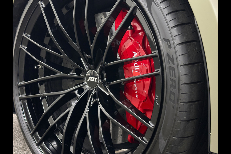 Audi RS7 Dynamic+ 300kmh | Keramisch | 22" ABT (9200,=) | B&O 3D High End | 4-Wielbesturing | Stoelvent. | Carbon Pack | Nachtzicht | Alc 84800,= ex btw | Lease / Maandbedrag 998,= pm. | 360 Camera | Laser-LED | ACC | Valcona | Klasse-5 | Head-up | Soft-Close | Isolatieglas | Dealer OH.