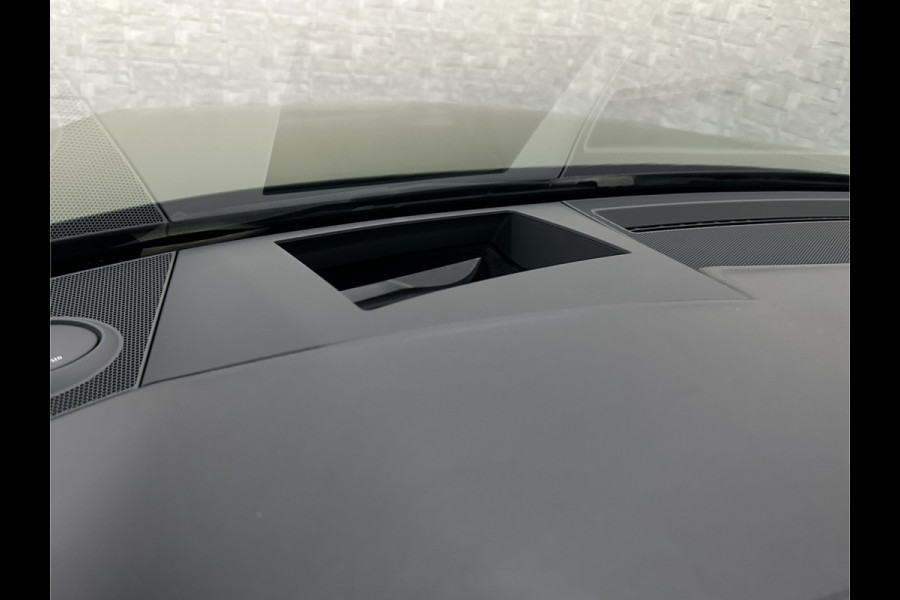 Audi RS7 Dynamic+ 300kmh | Keramisch | 22" ABT (9200,=) | B&O 3D High End | 4-Wielbesturing | Stoelvent. | Carbon Pack | Nachtzicht | Alc 84800,= ex btw | Lease / Maandbedrag 998,= pm. | 360 Camera | Laser-LED | ACC | Valcona | Klasse-5 | Head-up | Soft-Close | Isolatieglas | Dealer OH.