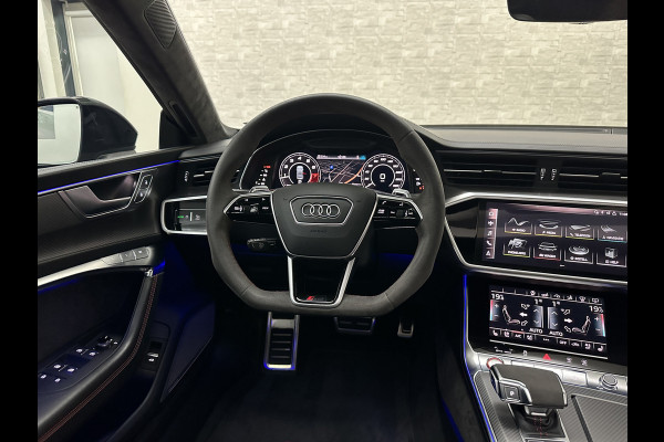 Audi RS7 Dynamic+ 300kmh | Keramisch | 22" ABT (9200,=) | B&O 3D High End | 4-Wielbesturing | Stoelvent. | Carbon Pack | Nachtzicht | Alc 84800,= ex btw | Lease / Maandbedrag 998,= pm. | 360 Camera | Laser-LED | ACC | Valcona | Klasse-5 | Head-up | Soft-Close | Isolatieglas | Dealer OH.