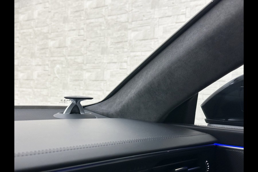 Audi RS7 Dynamic+ 300kmh | Keramisch | 22" ABT (9200,=) | B&O 3D High End | 4-Wielbesturing | Stoelvent. | Carbon Pack | Nachtzicht | Alc 84800,= ex btw | Lease / Maandbedrag 998,= pm. | 360 Camera | Laser-LED | ACC | Valcona | Klasse-5 | Head-up | Soft-Close | Isolatieglas | Dealer OH.