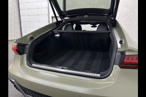 Audi RS7 Dynamic+ 300kmh | Keramisch | 22" ABT (9200,=) | B&O 3D High End | 4-Wielbesturing | Stoelvent. | Carbon Pack | Nachtzicht | Alc 84800,= ex btw | Lease / Maandbedrag 998,= pm. | 360 Camera | Laser-LED | ACC | Valcona | Klasse-5 | Head-up | Soft-Close | Isolatieglas | Dealer OH.