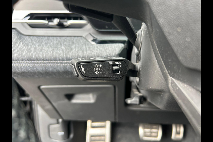 Audi Q6 e-tron S edition 100 kWh | 360° CAMERA | LUCHTVERING | SPORTSTOELEN | STOELVERWARM ACHTER | APK T/M 13-8-2028 | NIEUWSTAAT