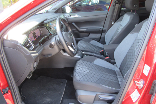 Volkswagen Taigo 1.5 TSI DSG R-Line Black Style, Panoramadak, Matrix, Trekhaak