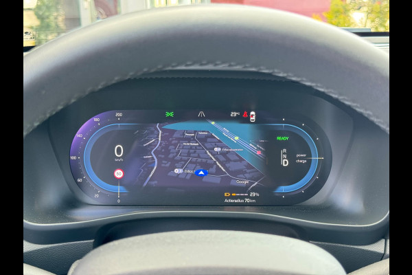 Volvo XC40 Recharge Core 70 kWh | Apple Carplay/Android Auto | Camera