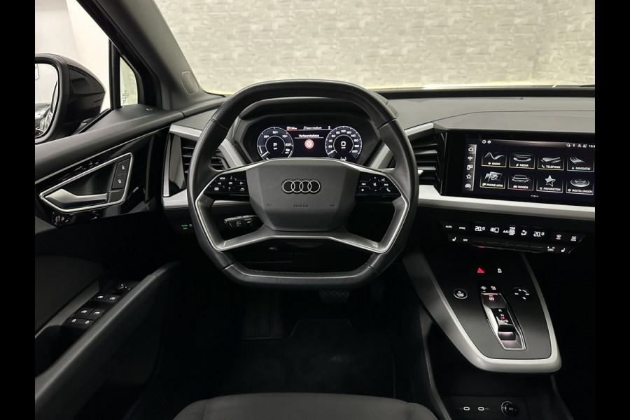 Audi Q4 e-tron 45 Quattro S-Line 77 / 82 kWh | ACC | Matrix-LED | Keyless-Entry | Standkachel | Carplay | 27150,= exc. btw | Lane Assist | 3-Zone Clima | Stoelverwarming | Getint Glas | Autom. Parkeren | Virtual Cockpit |