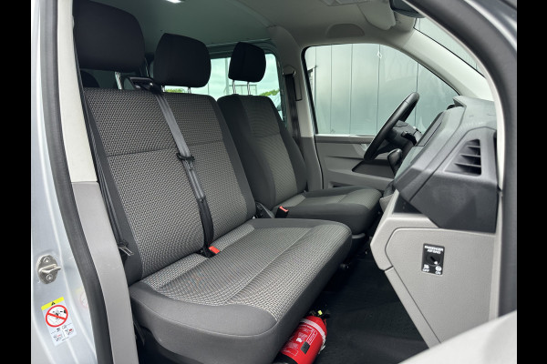 Volkswagen Transporter 2.0 TDI 150 PK DSG AUTOMAAT HIGLINE / ** 19.778 KM ** / DUBBELE CABINE / ADAPTIVE CRUISE / TREKHAAK / 6 PERSOONS